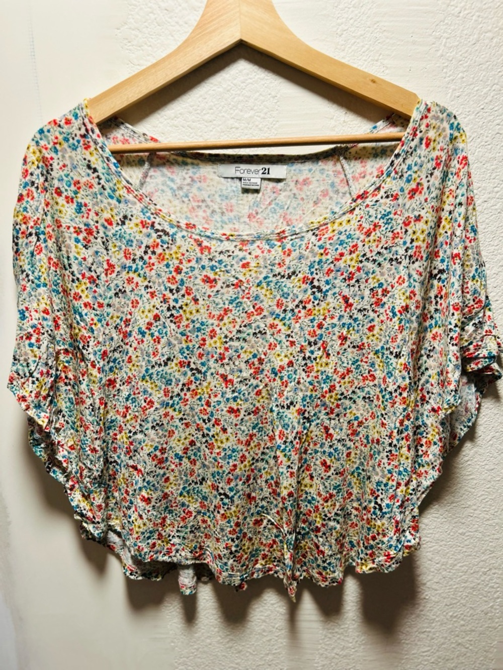 Forever 21 Multicolor Floral Scoop-Neck Crop Top